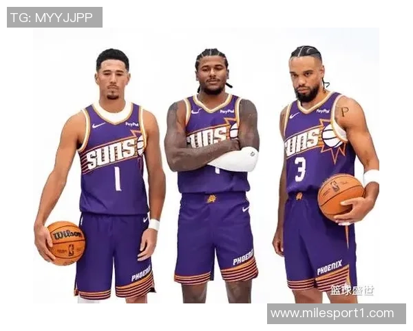 杰伦格林谈球队默契：迅速融入阵容展现出色配合能力