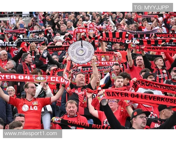 德天空报道拜仁引进雷德进展加快英超球队仍在争夺中 德天空报道拜仁引进雷德进展加快英超球队仍在争夺中