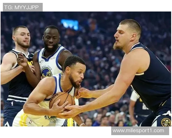 科尔赞霍福德防守能力强大能为库里巴特勒提供更多进攻空间 科尔赞霍福德防守能力强大能为库里巴特勒提供更多进攻空间