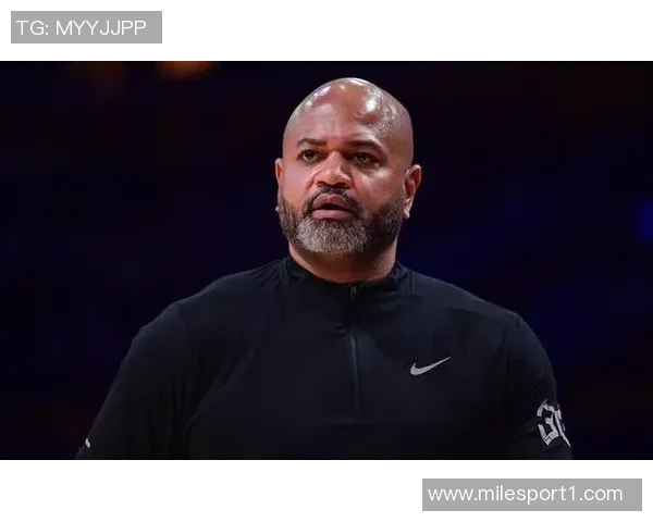 杰明8号秀闪耀赛场12投8中三分6记狂砍26分助球队获胜